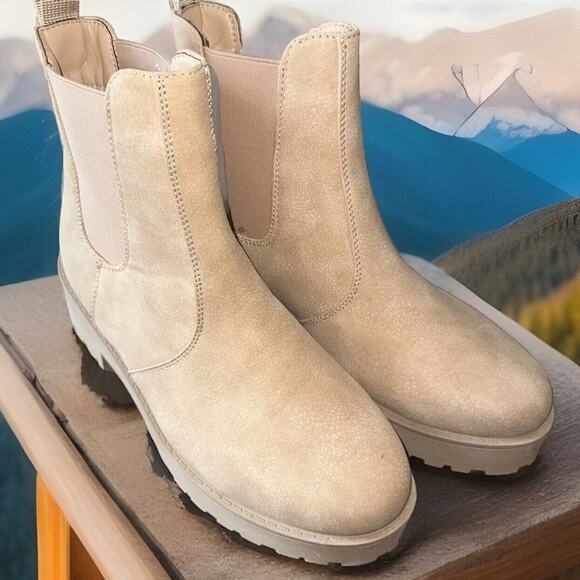 Soda Pilot Beige Round Toe Chunky Platform Block Heel Combat Ankle Boots {Z} - Picture 1 of 7